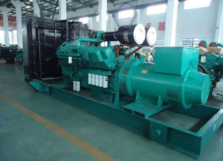 茂名800kw康明斯柴油发电机组图片 茂名800kw康明斯柴油发电机组图片